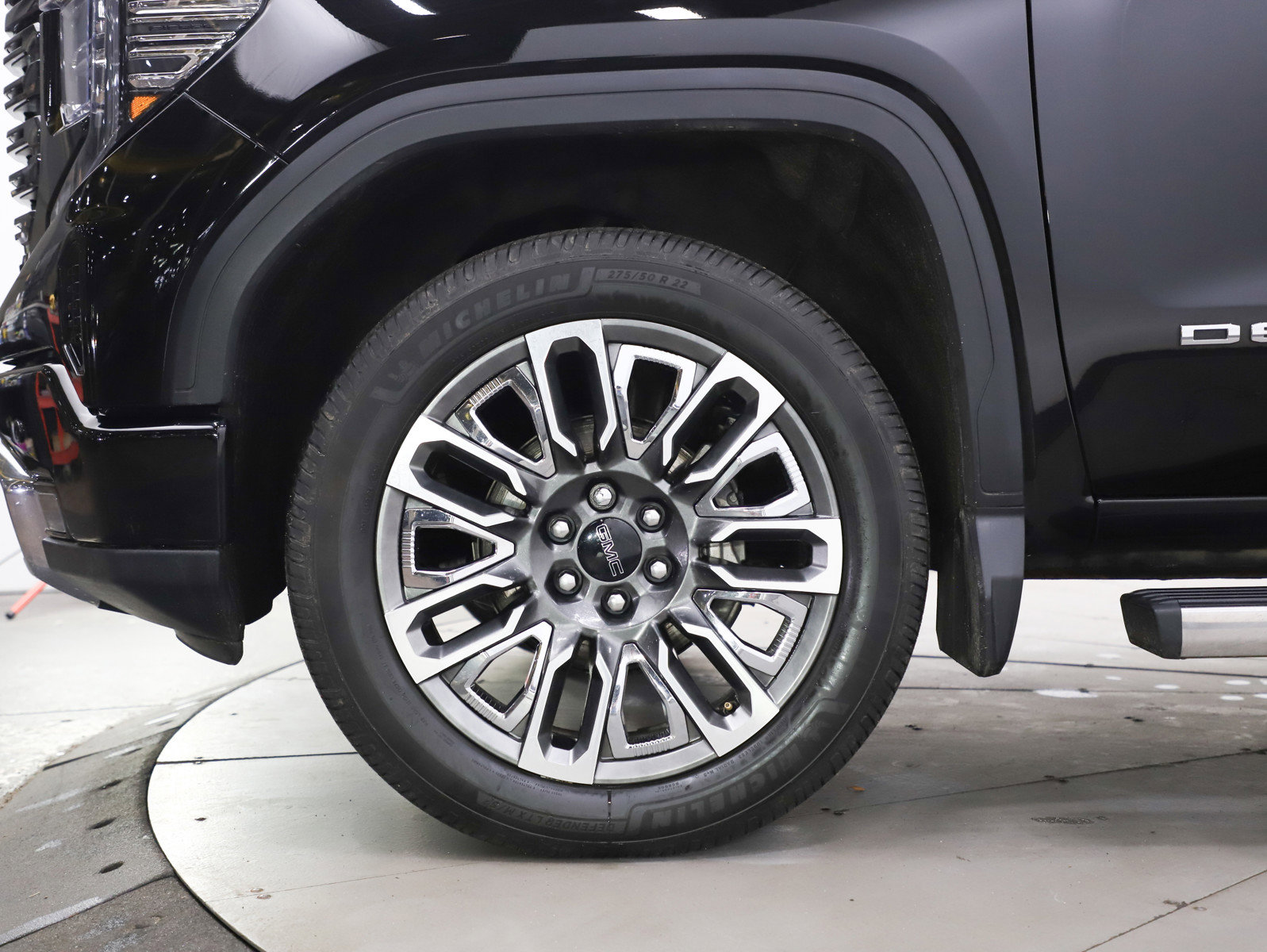 Used 2023 GMC Sierra 1500 Denali Ultimate AWD/4WD image 29