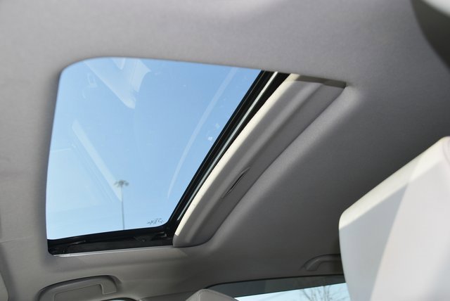 Used 2017 Honda CR-V EX-L image 13