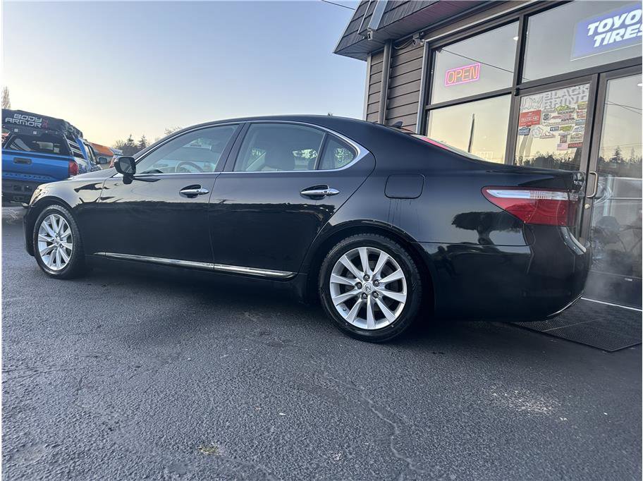 Used 2008 Lexus LS 460 image 6