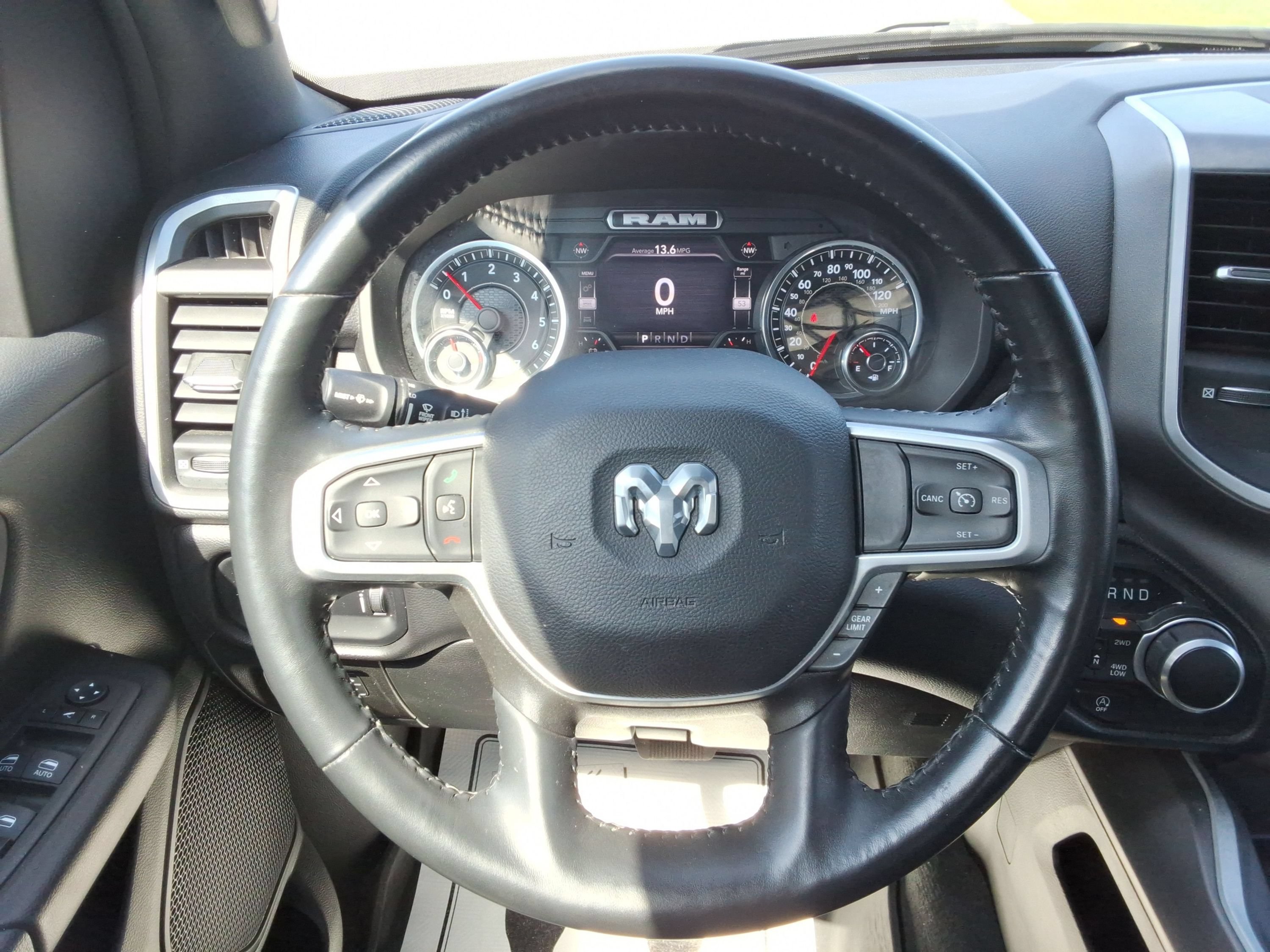 Used 2022 RAM 1500 Big Horn AWD/4WD image 11