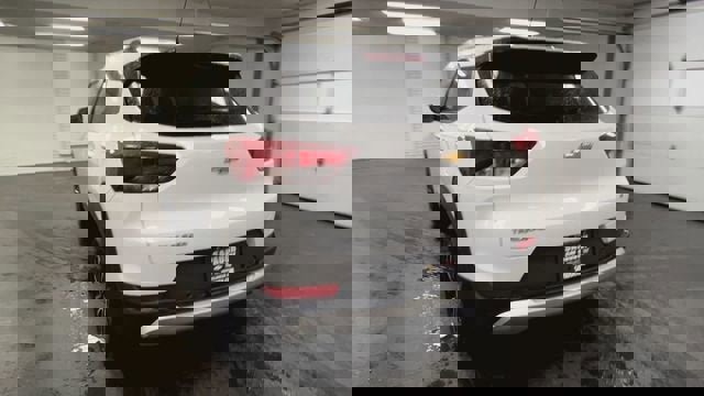 Used 2024 Chevrolet TrailBlazer LT w/ LT Cold Weather Package image 7