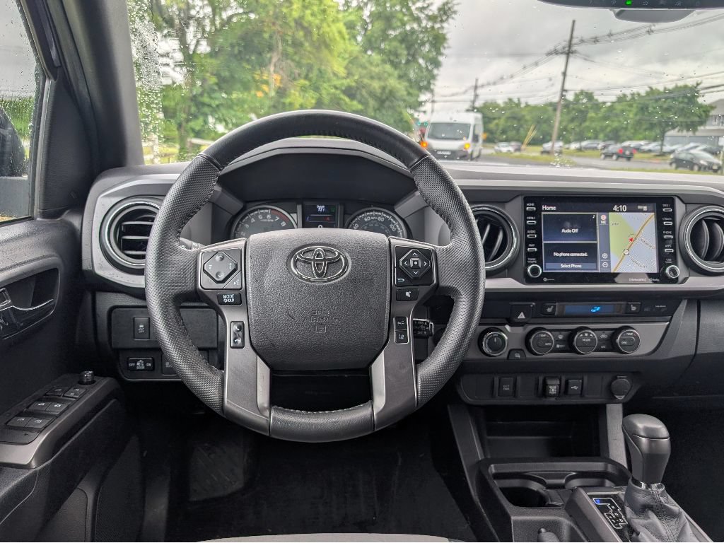 Used 2021 Toyota Tacoma TRD Sport AWD/4WD image 28