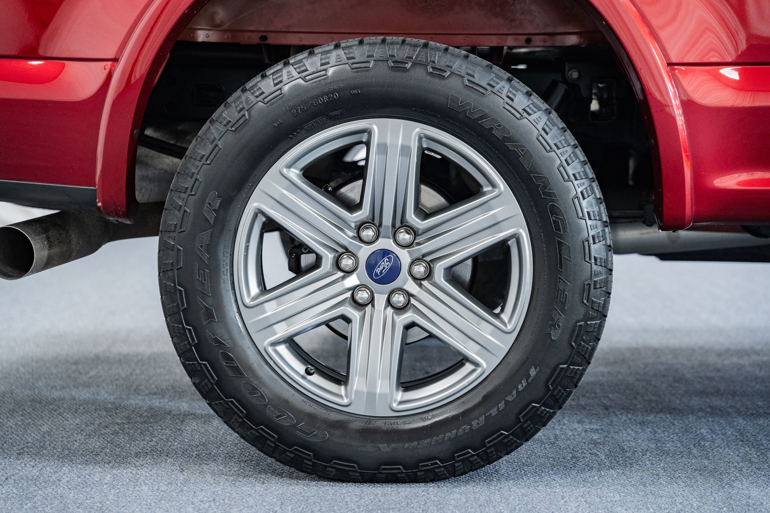 Certified 2019 Ford F150 Lariat w/ Equipment Group 502A Luxury image 17