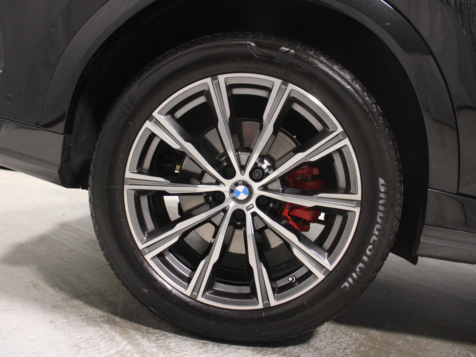 Certified 2023 BMW X6 xDrive40i w/ M Sport Package image 28