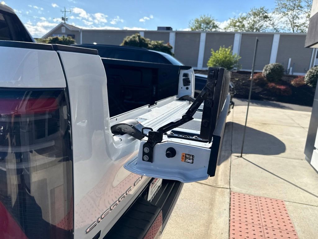 Used 2026 GMC Sierra EV Denali AWD/4WD image 46