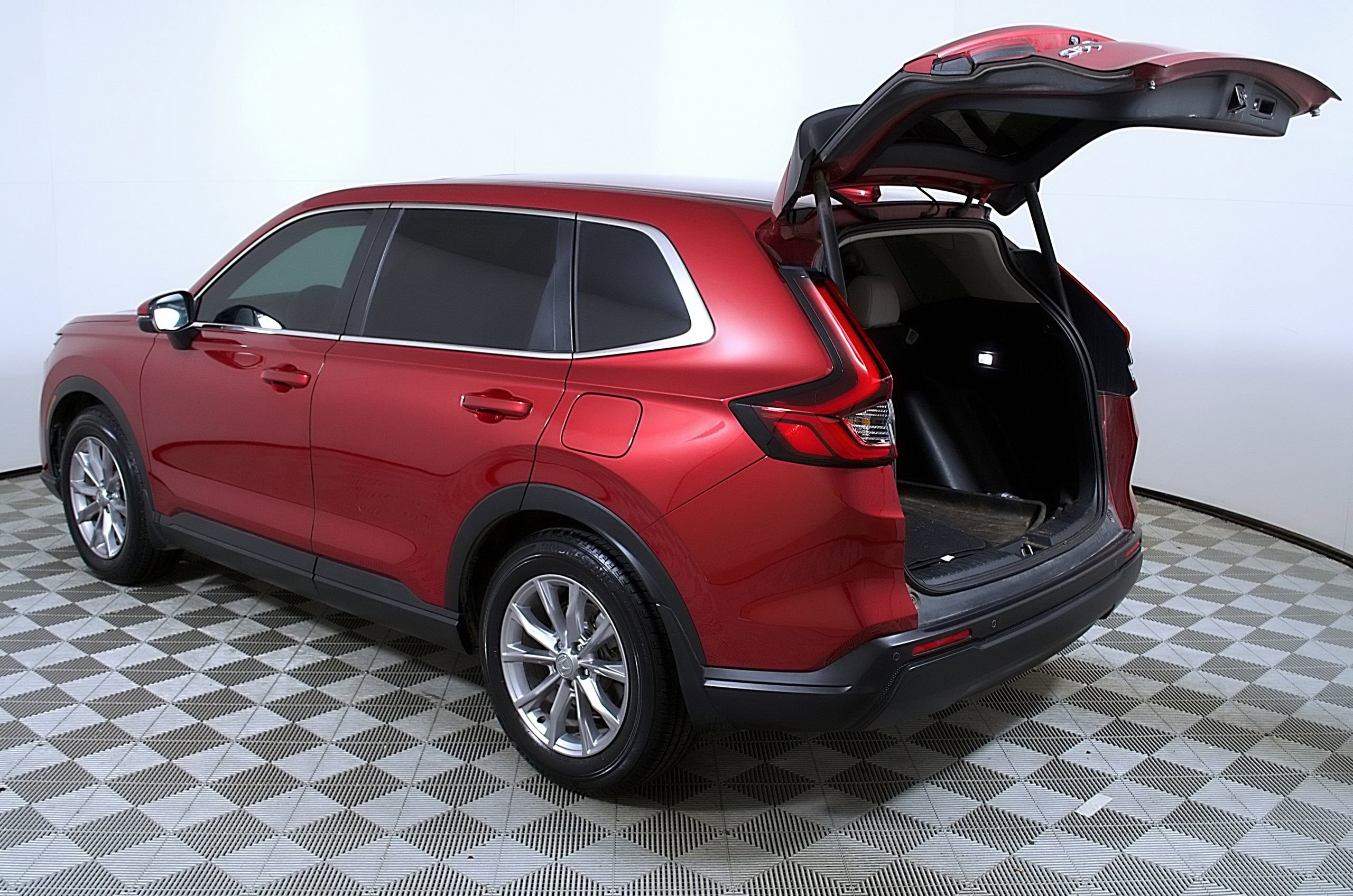 Used 2023 Honda CR-V EX-L image 10