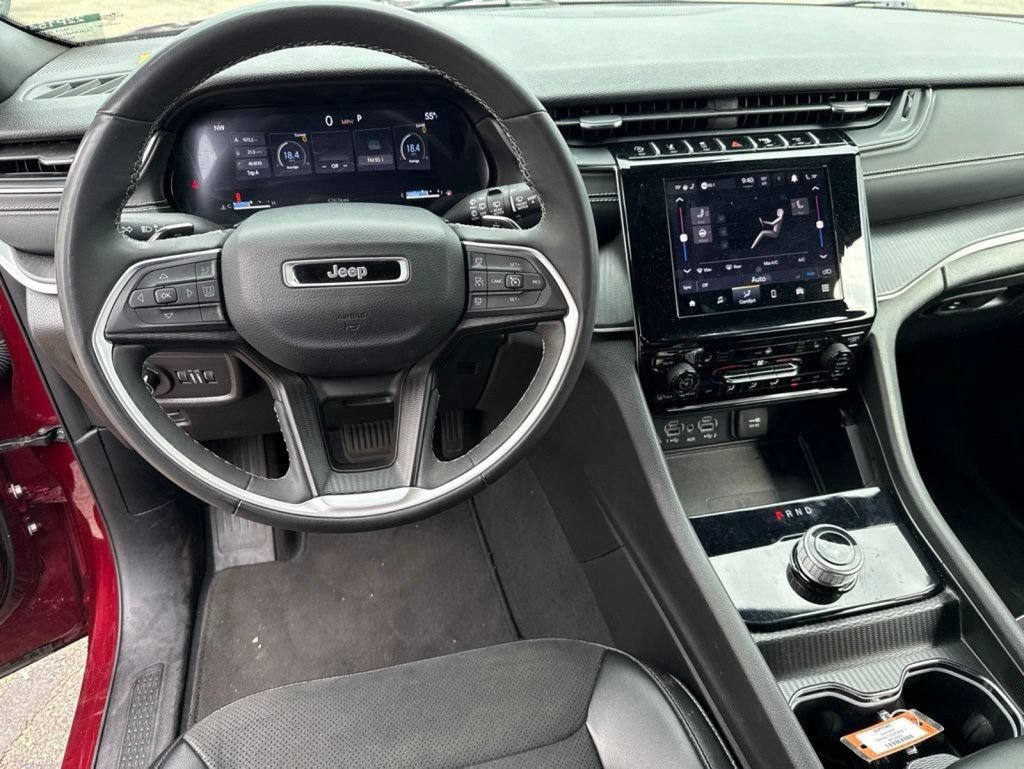 Used 2024 Jeep Grand Cherokee Altitude AWD/4WD image 15