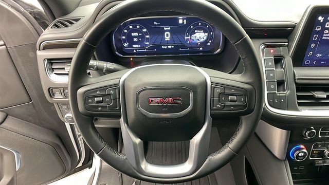 Used 2023 GMC Yukon XL SLE image 14