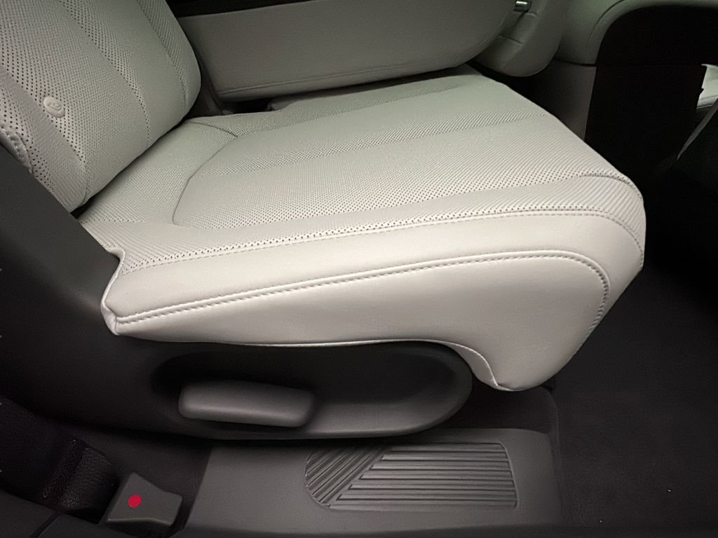 New 2026 Hyundai Ioniq 5 Limited image 13