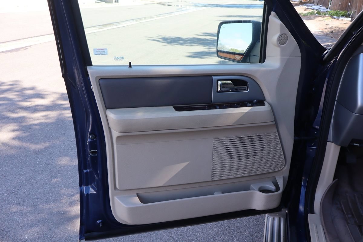 Used 2011 Ford Expedition EL XLT w/ 201A Rapid Spec Order Code AWD/4WD image 25