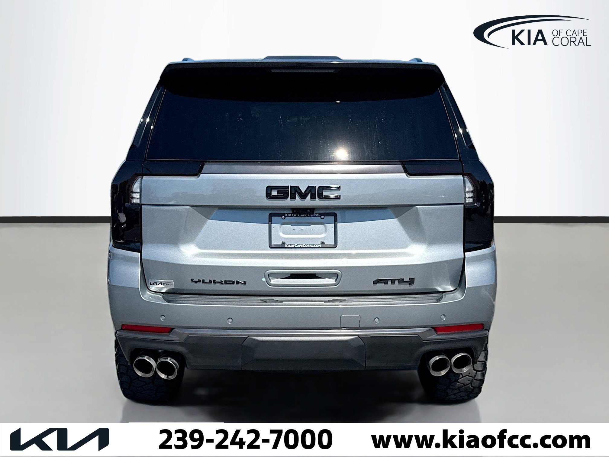 Used 2025 GMC Yukon AT4 Ultimate image 4