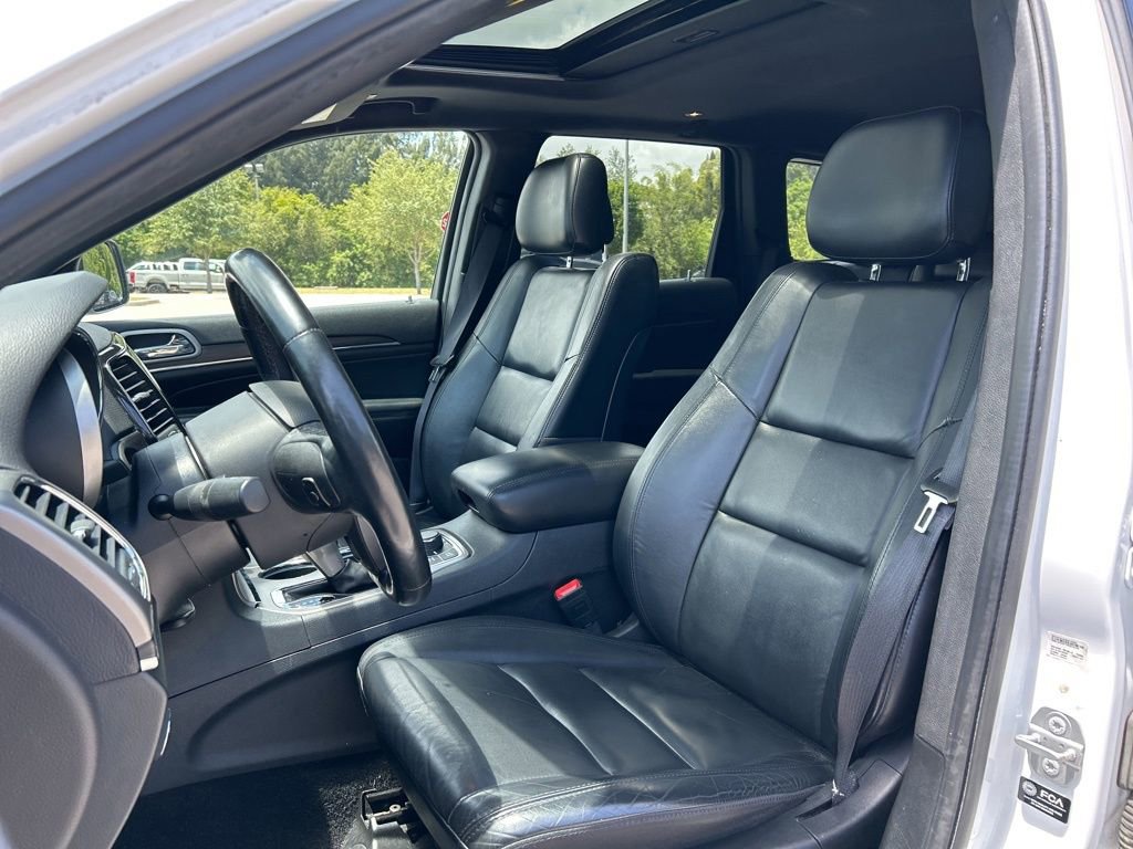 Used 2022 Jeep Grand Cherokee Limited AWD/4WD image 14