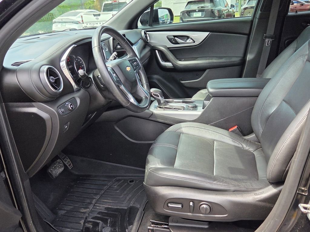 Used 2019 Chevrolet Blazer LT w/ Sun and Wheels Package image 3