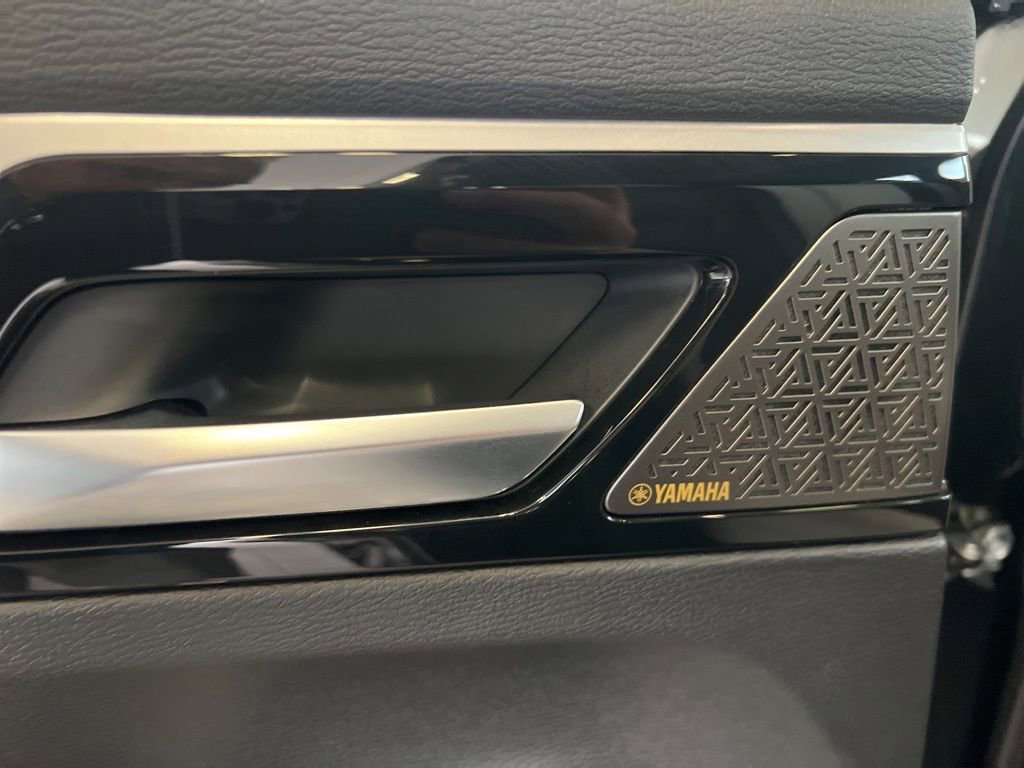 Used 2025 Mitsubishi Outlander SE image 43