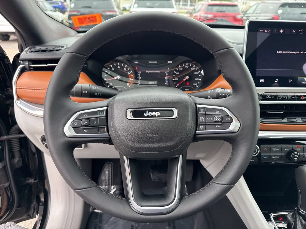 Certified 2023 Jeep Compass Limited w/ Sun and Sound Group AWD/4WD image 9