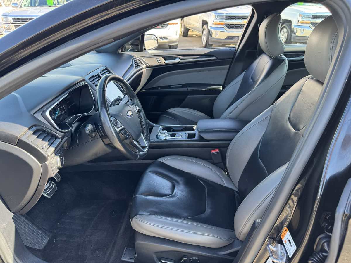 Used 2017 Ford Fusion Sport w/ Equipment Group 401A AWD/4WD image 22