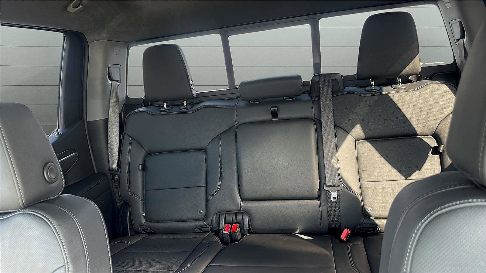 Used 2025 Chevrolet Silverado 1500 LTZ w/ LTZ Convenience Package II image 11