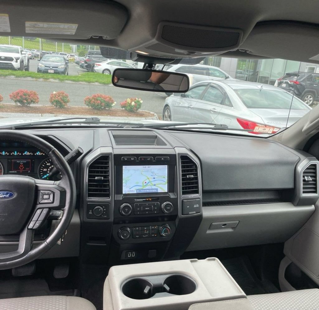 Used 2019 Ford F150 XLT w/ Equipment Group 302A Luxury AWD/4WD image 4