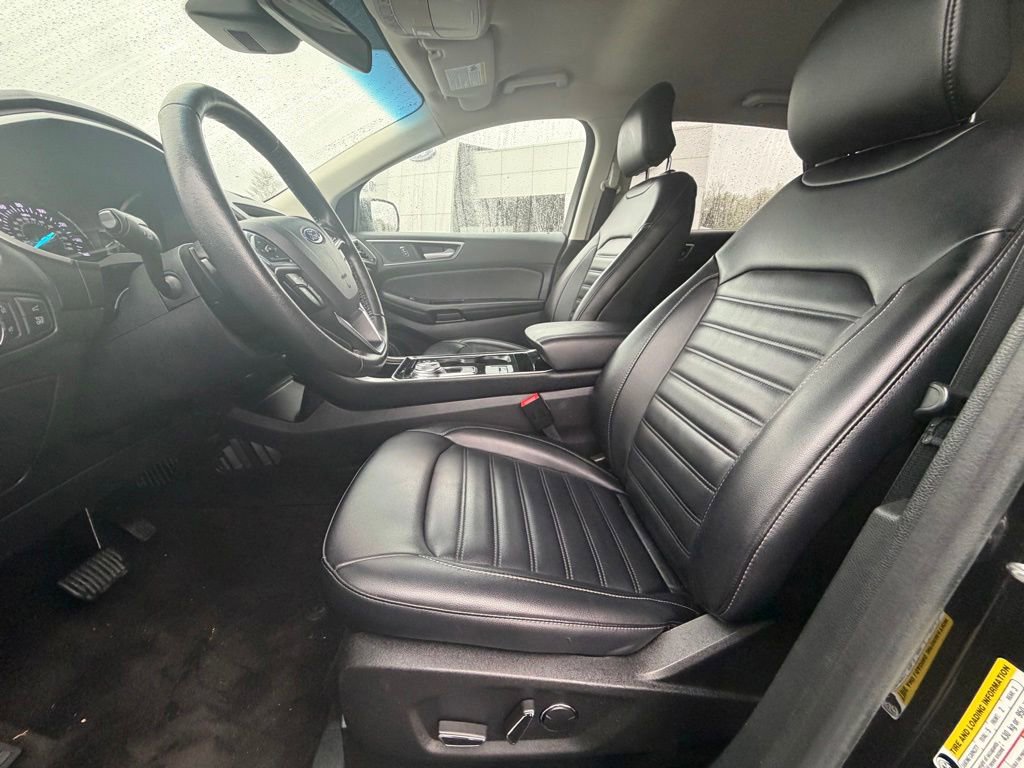 Used 2019 Ford Edge SEL w/ Equipment Group 201A AWD/4WD image 18