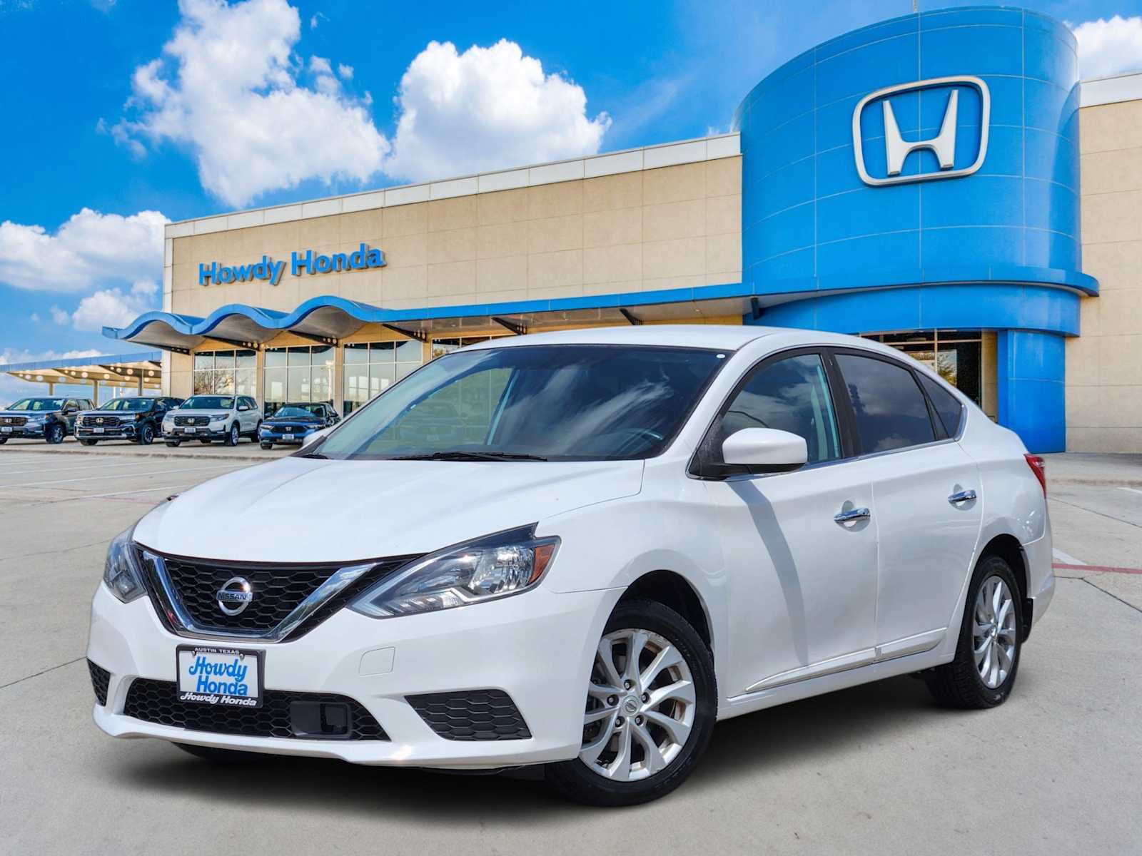 Used 2019 Nissan Sentra SV w/ Exterior Package FWD image 1