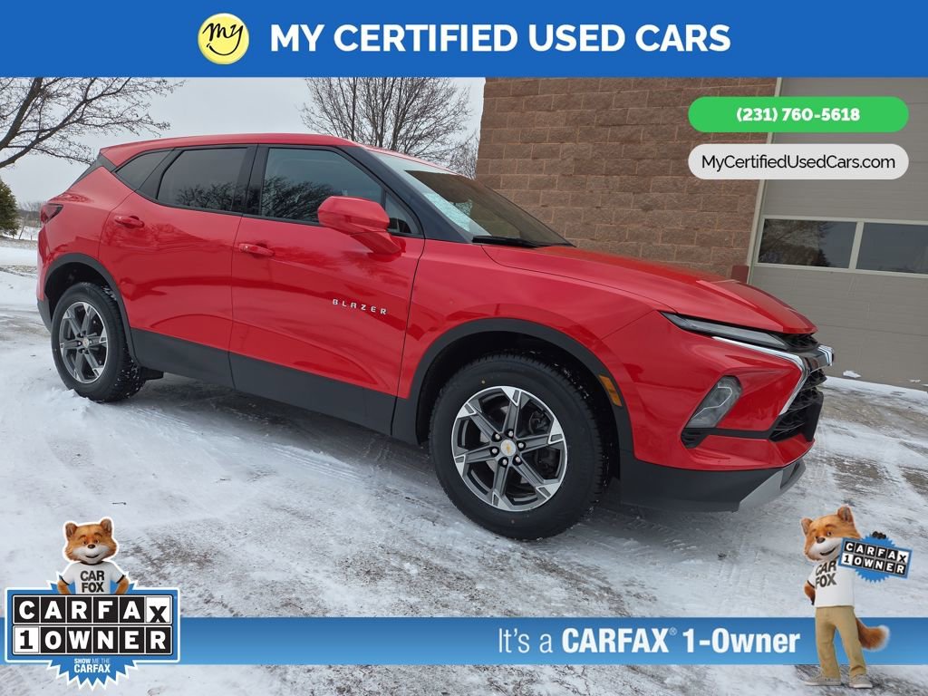 Used 2023 Chevrolet Blazer LT image 3