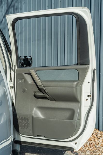 Used 2006 Nissan Titan XE w/ (W04) Preferred Pkg image 36