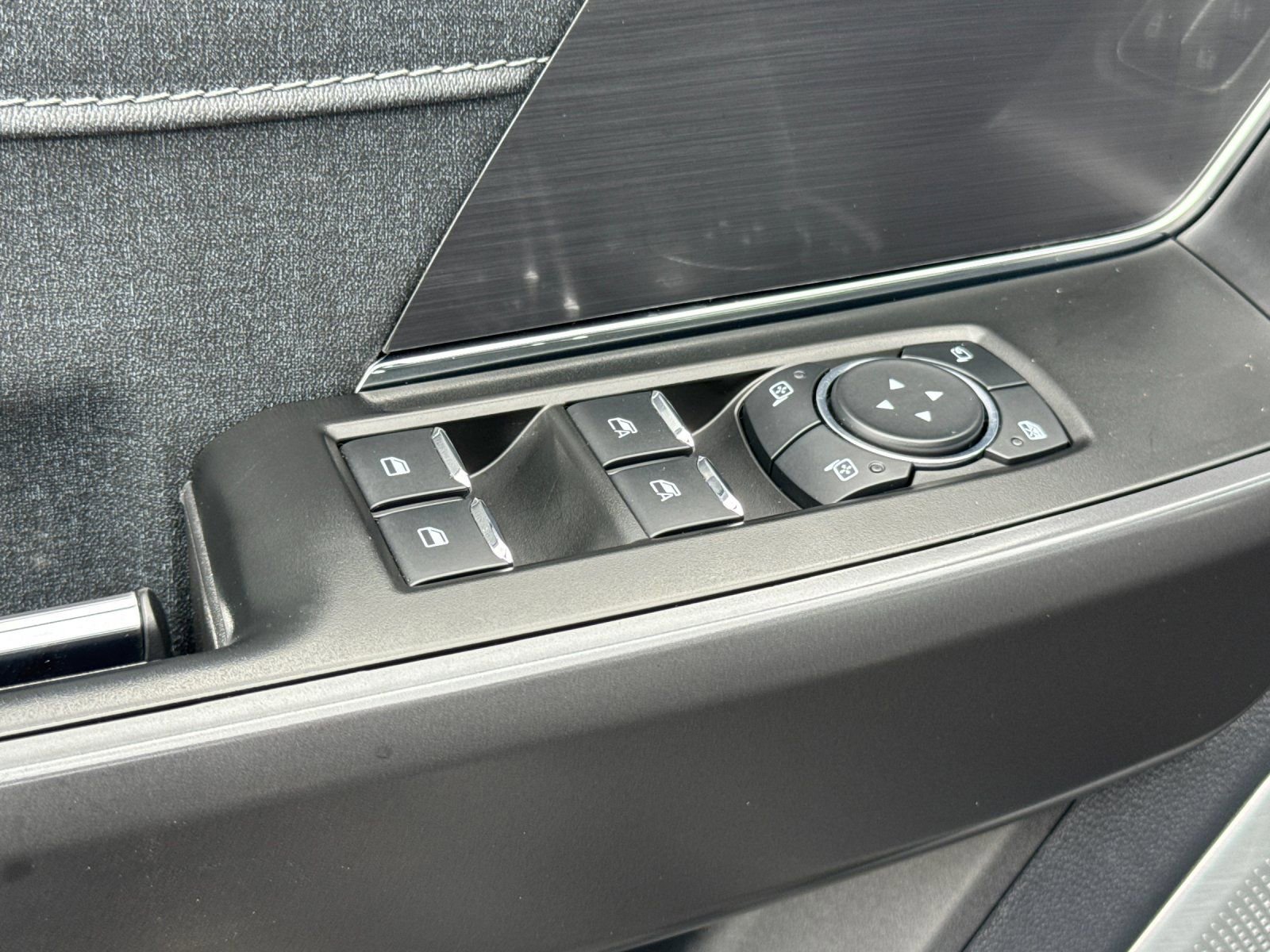 Used 2024 Ford F150 Lariat w/ Equipment Group 502A High image 13