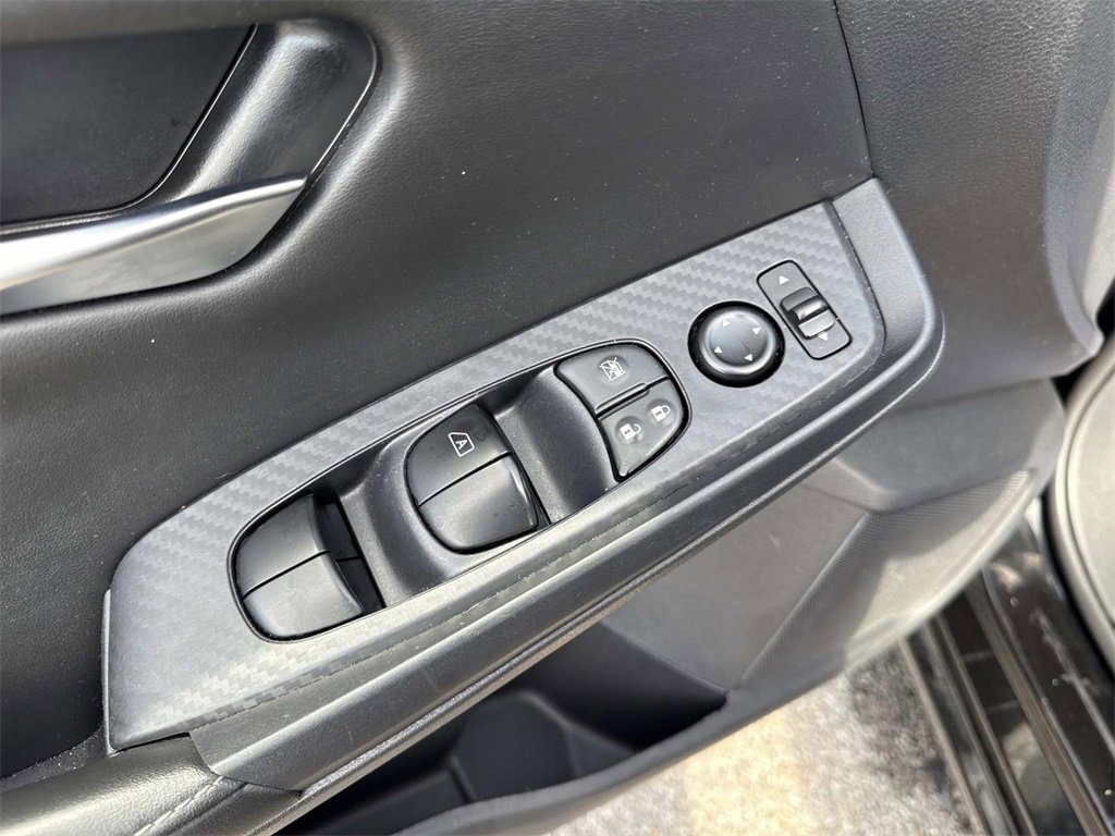 Used 2024 Nissan Sentra SV image 11