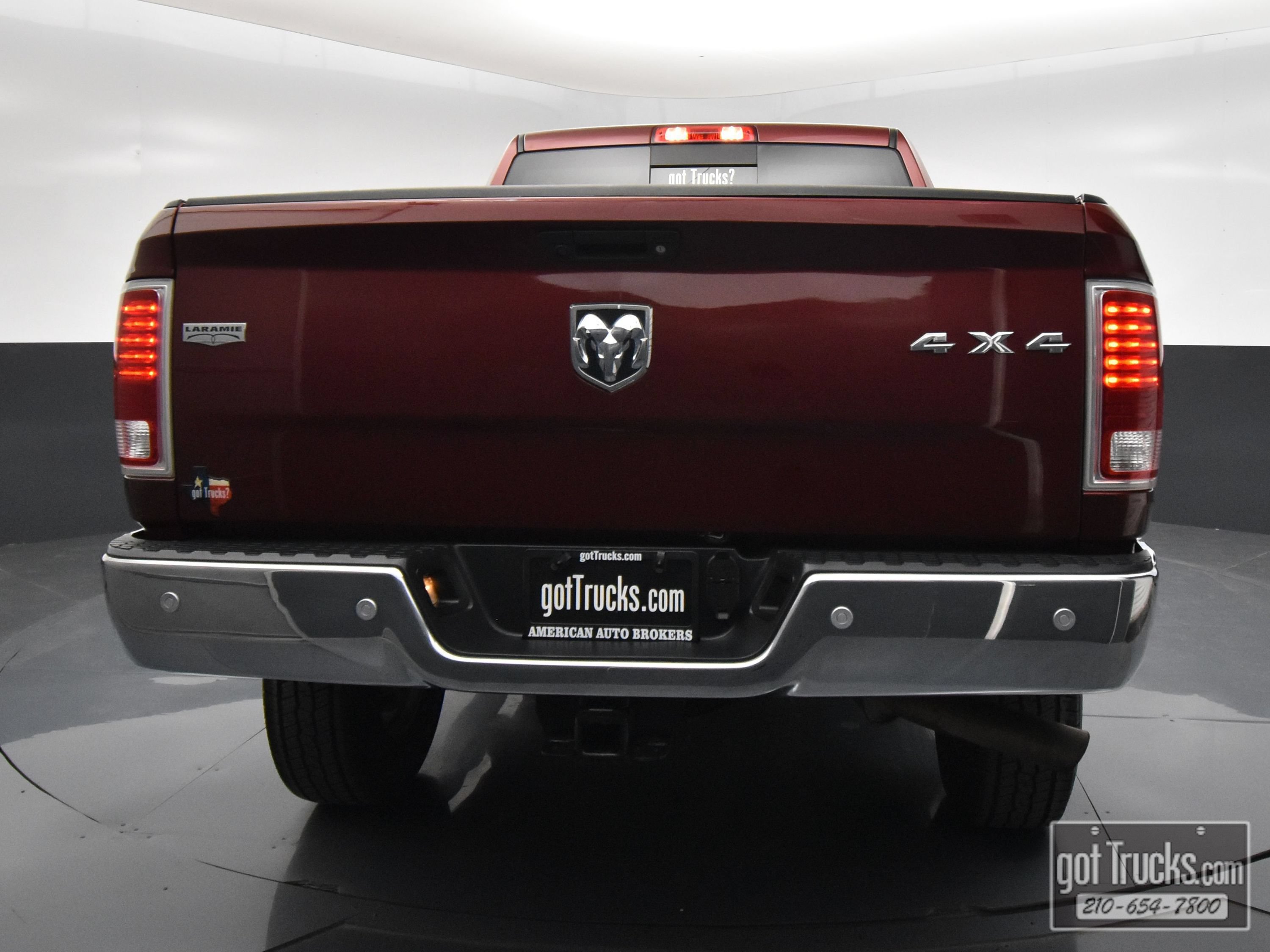 Used 2018 RAM 2500 Laramie w/ Off Road Package AWD/4WD image 6
