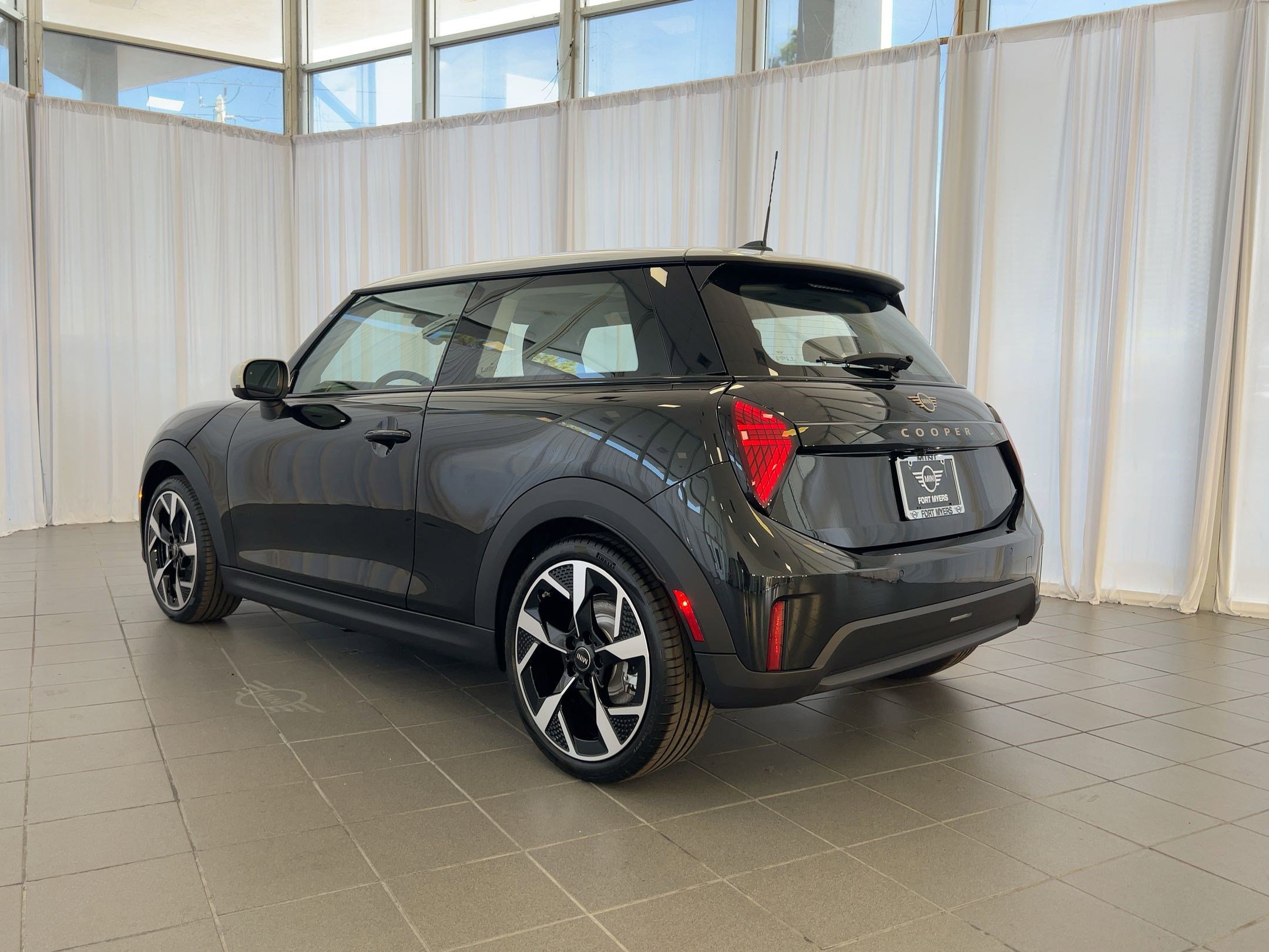 New 2026 MINI Cooper 2-Door Hardtop FWD image 3