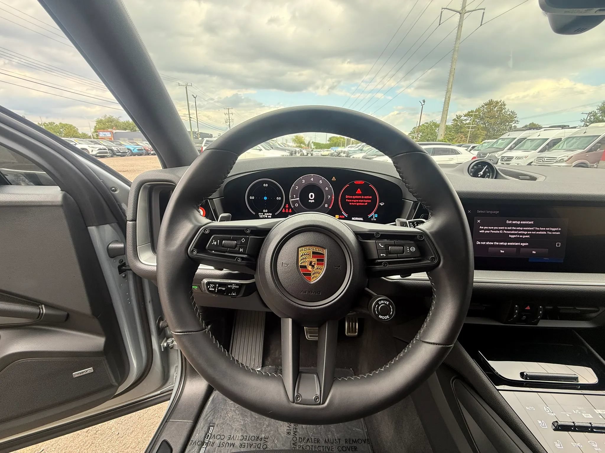 Used 2024 Porsche Cayenne S AWD/4WD image 17