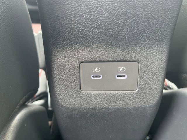 New 2025 Nissan Kicks SR image 13