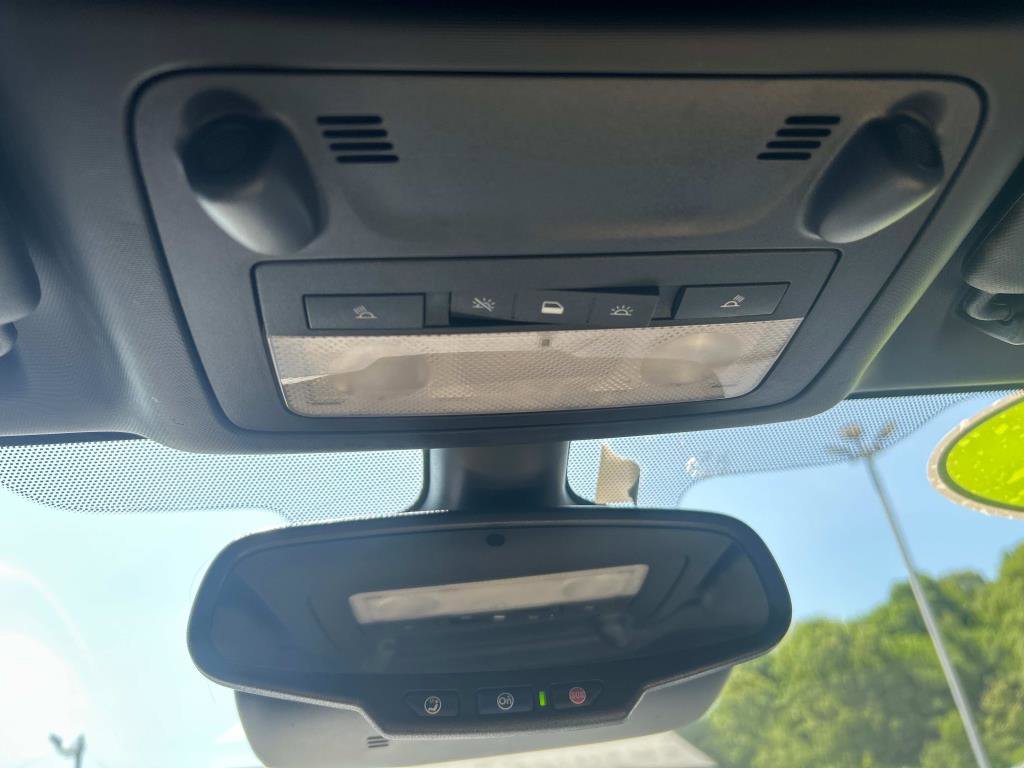 Used 2018 Buick Cascada Premium image 30