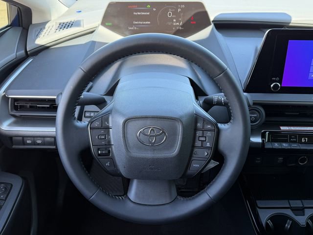 Used 2025 Toyota Prius LE image 12