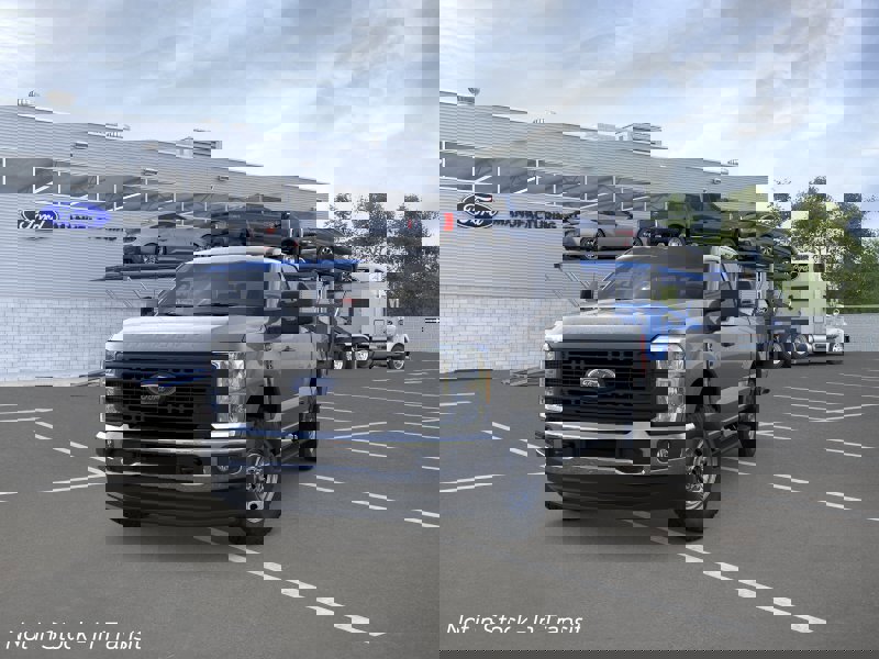 New 2026 Ford F250 XL AWD/4WD image 3