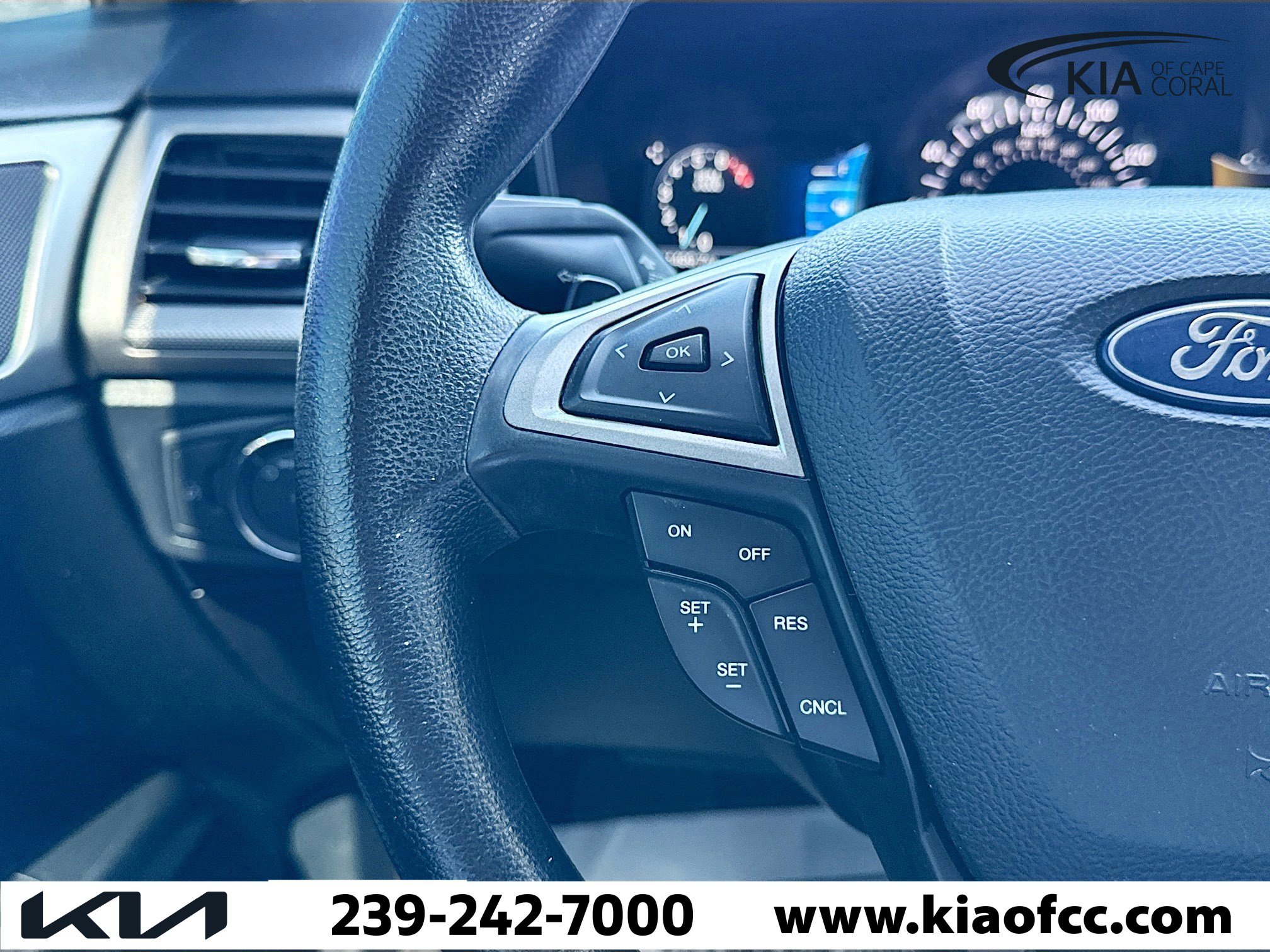 Used 2018 Ford Fusion SE w/ Fusion SE Technology Package image 32