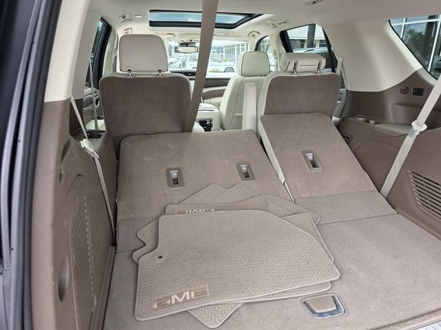 Used 2023 GMC Yukon Denali RWD image 14