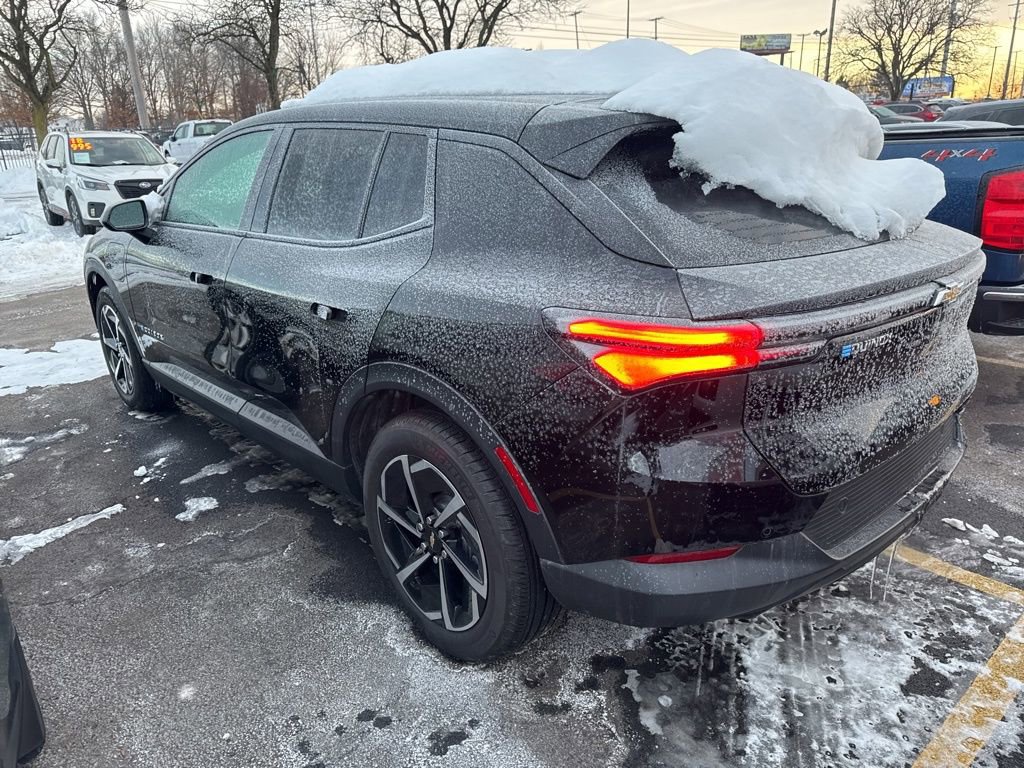 Used 2025 Chevrolet Equinox EV LT image 4