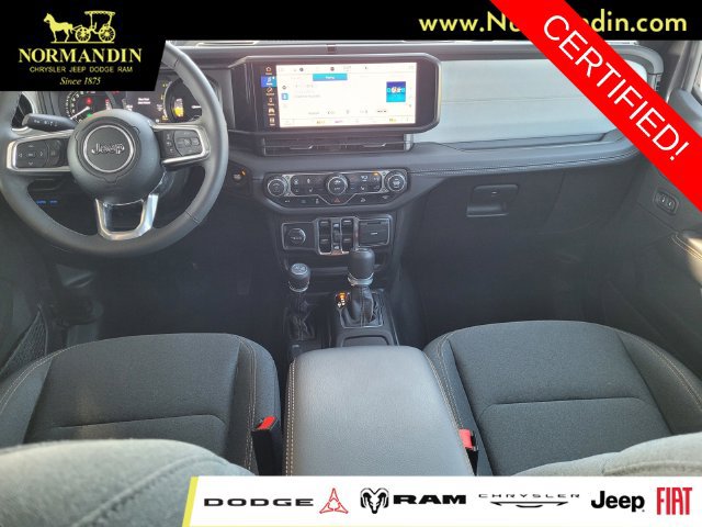 Certified 2025 Jeep Wrangler Unlimited Sahara AWD/4WD image 6