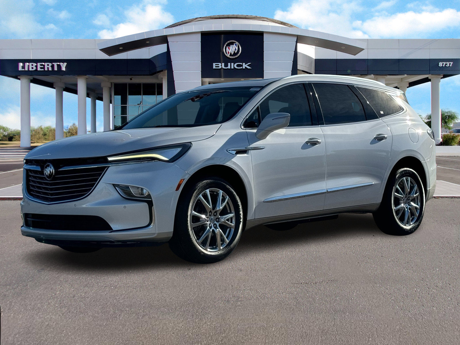 Used 2023 Buick Enclave Essence w/ Experience Buick Package image 8