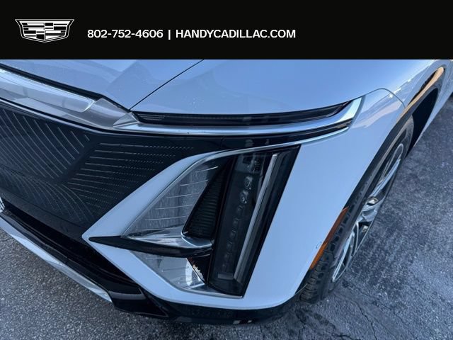 New 2026 Cadillac Lyriq Luxury w/ LPO, Floor Liner Package AWD/4WD image 13