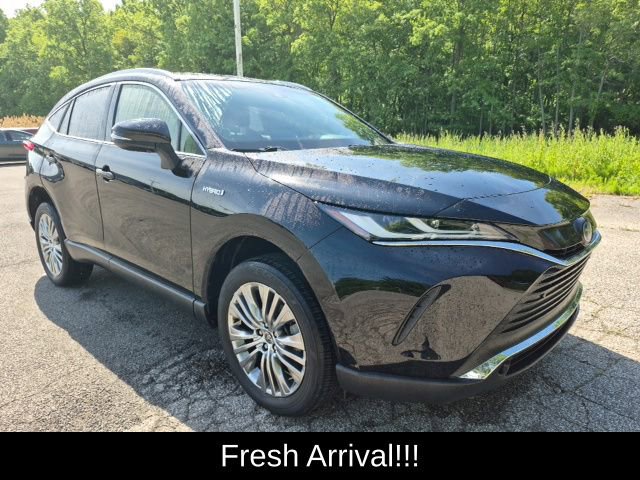 Used 2021 Toyota Venza XLE w/ Softex Package AWD/4WD image 9