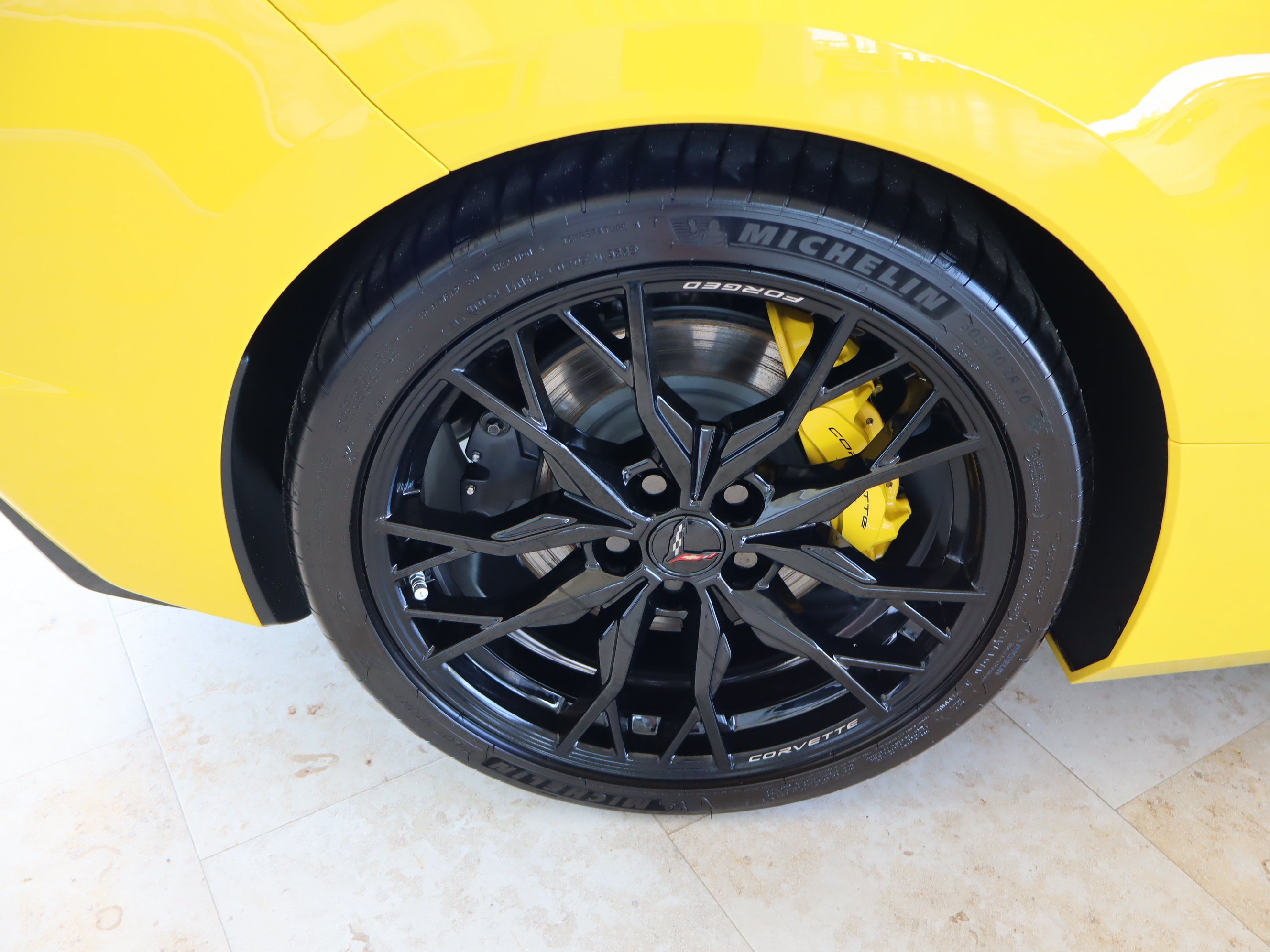 Used 2026 Chevrolet Corvette Stingray Premium Conv w/ Z51 Performance Package RWD image 35
