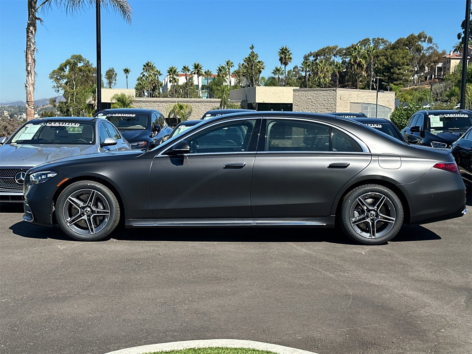 New 2026 Mercedes-Benz S 580e 4MATIC Sedan image 6