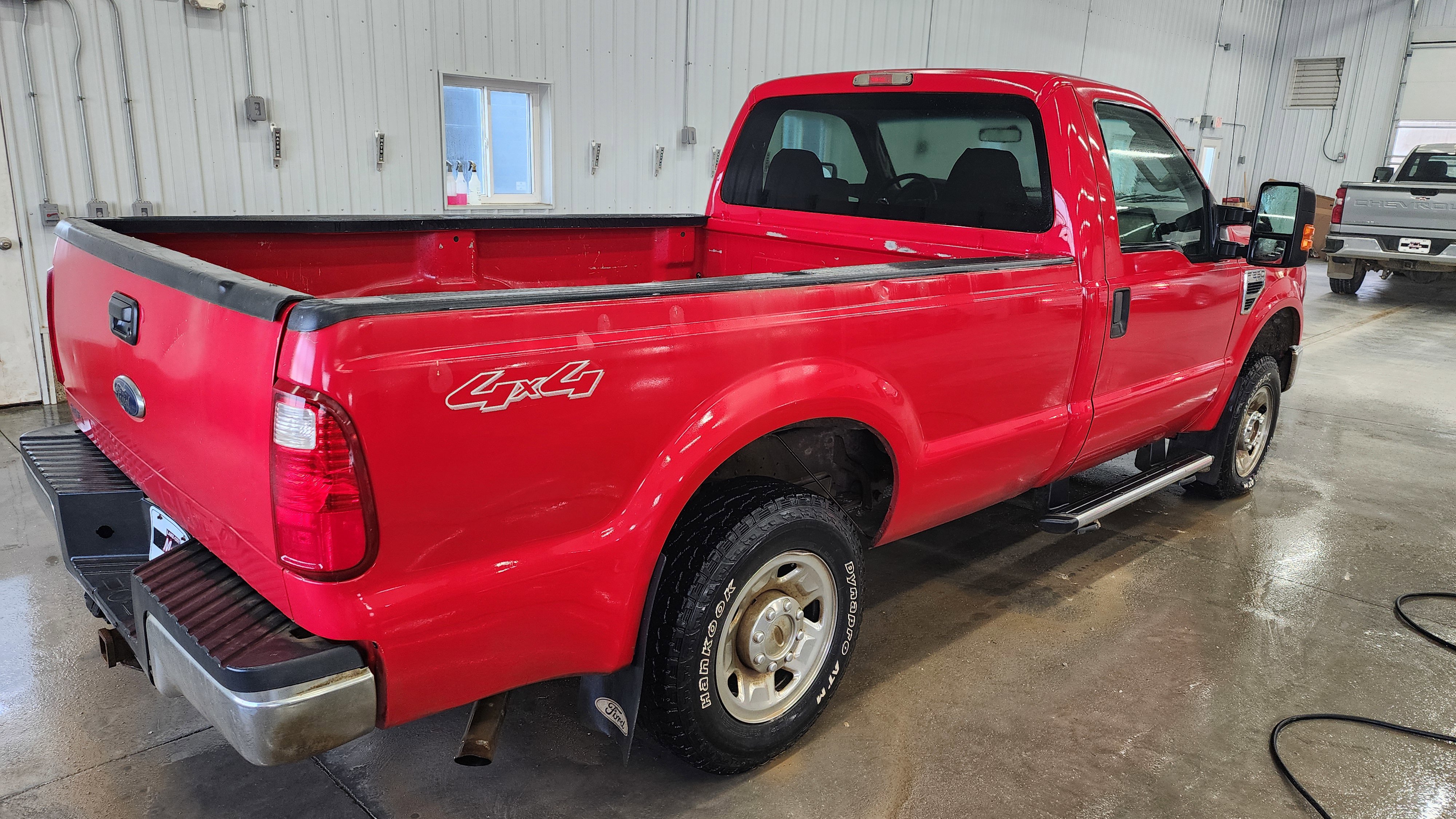 Used 2009 Ford F250 XL AWD/4WD image 4