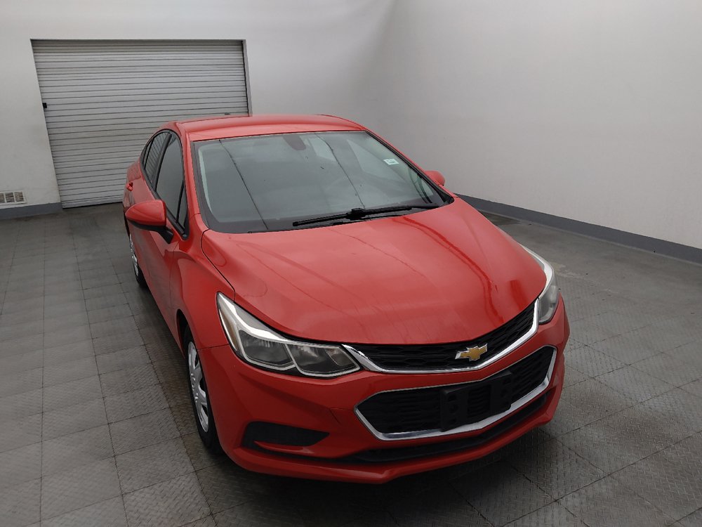 Used 2017 Chevrolet Cruze LS FWD image 14