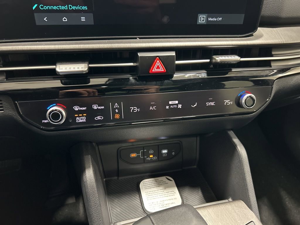 New 2026 Kia Sportage X-Line w/ X-Line Technology Package image 24