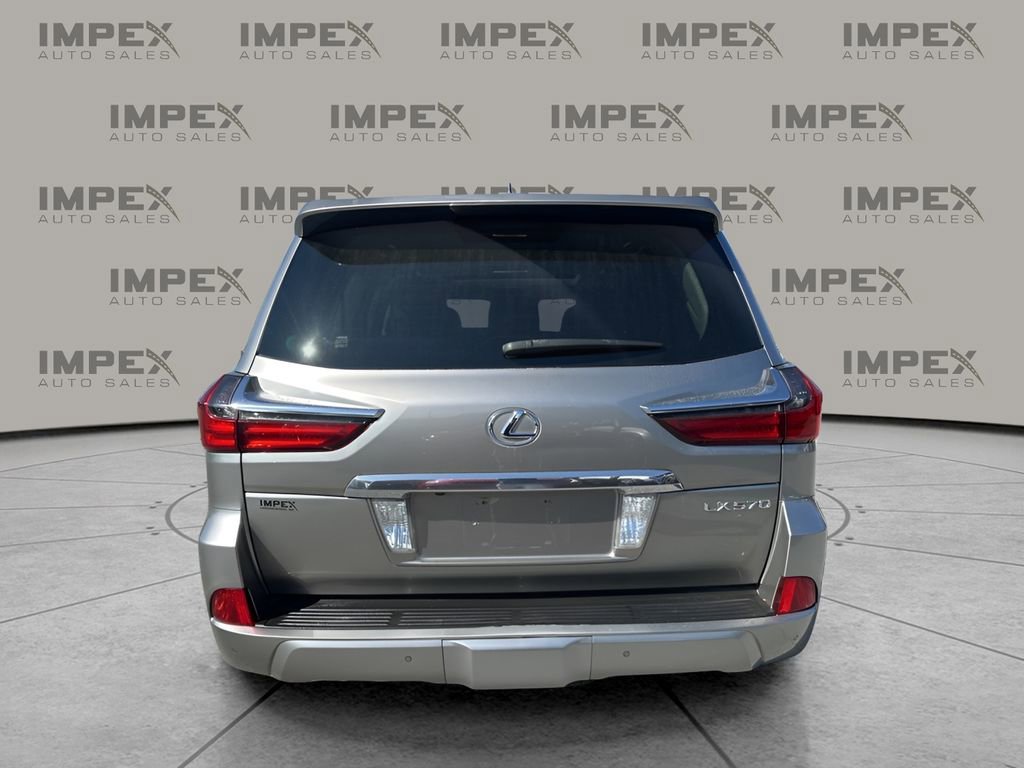 Used 2016 Lexus LX 570 4WD image 4