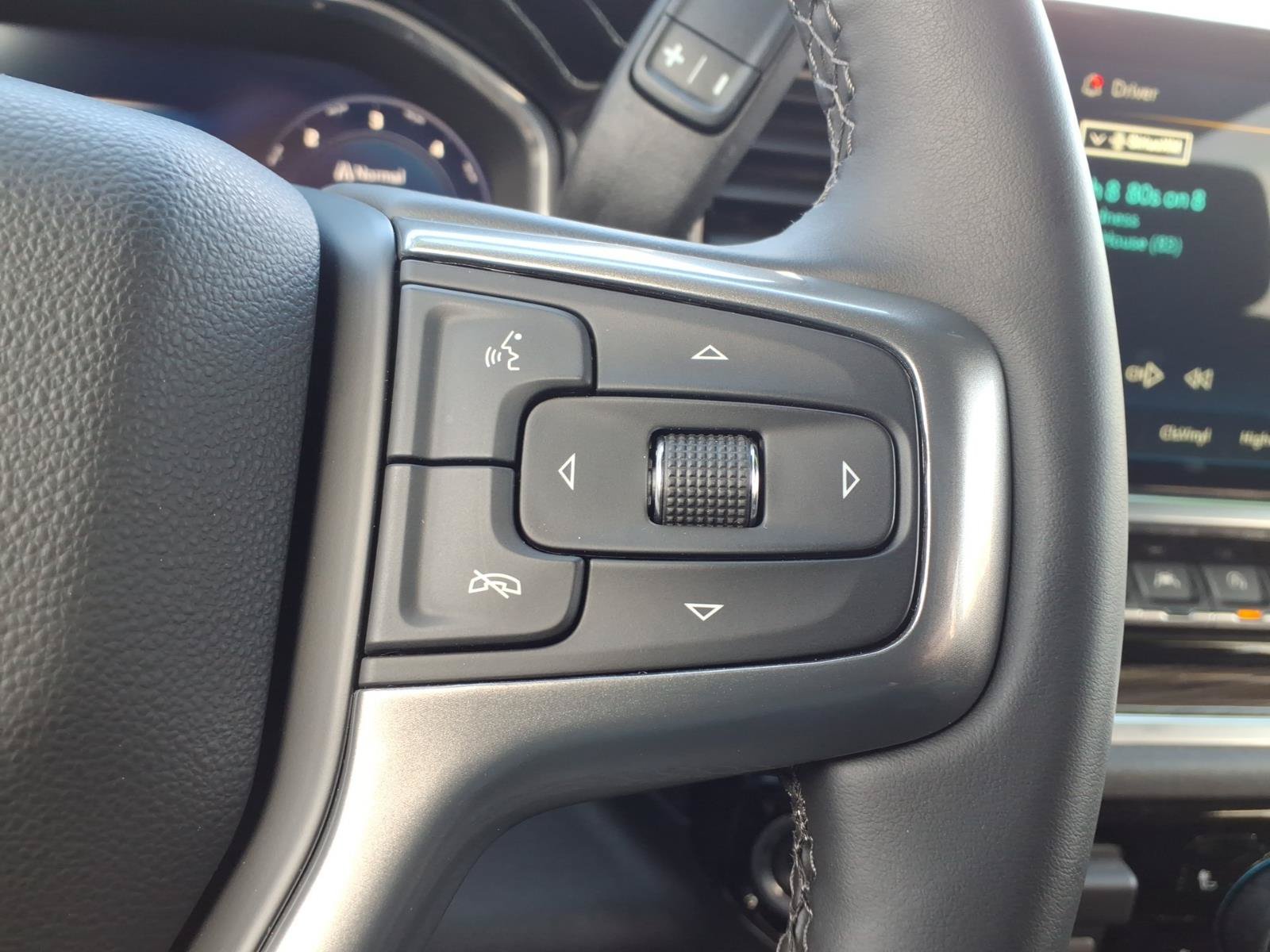 Used 2025 Chevrolet Silverado 1500 RST w/ Protection Package AWD/4WD image 17