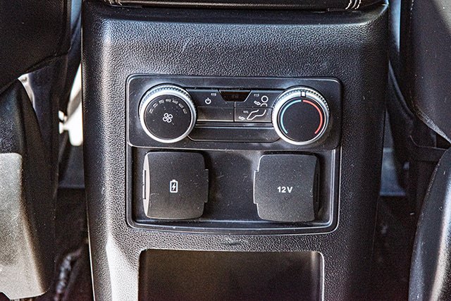Used 2021 Ford Explorer XLT w/ Equipment Group 202A AWD/4WD image 25